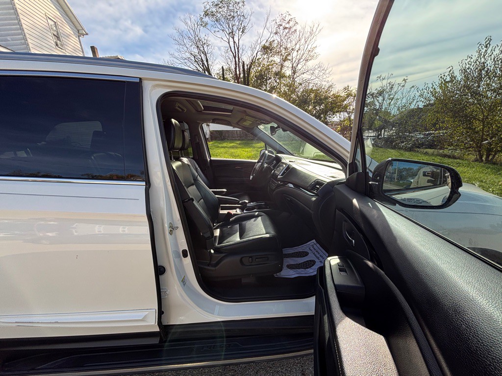 2016 Honda Pilot Image 16