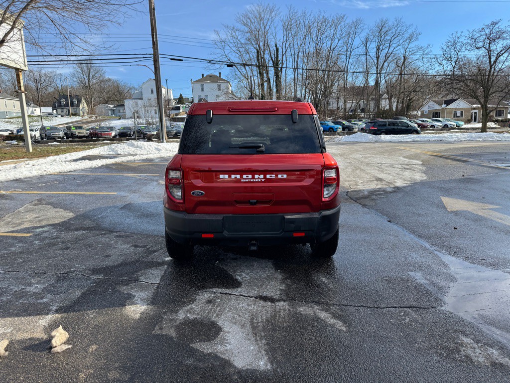 2022 Ford Bronco Image 4