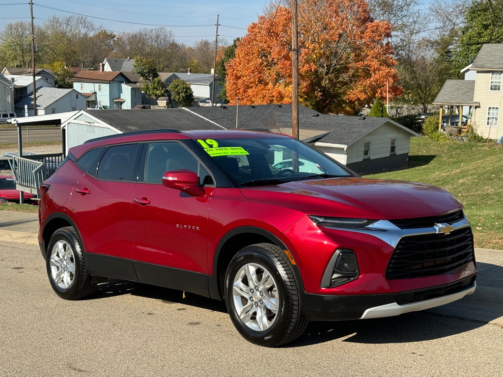 2019 Chevrolet Blazer Image 2