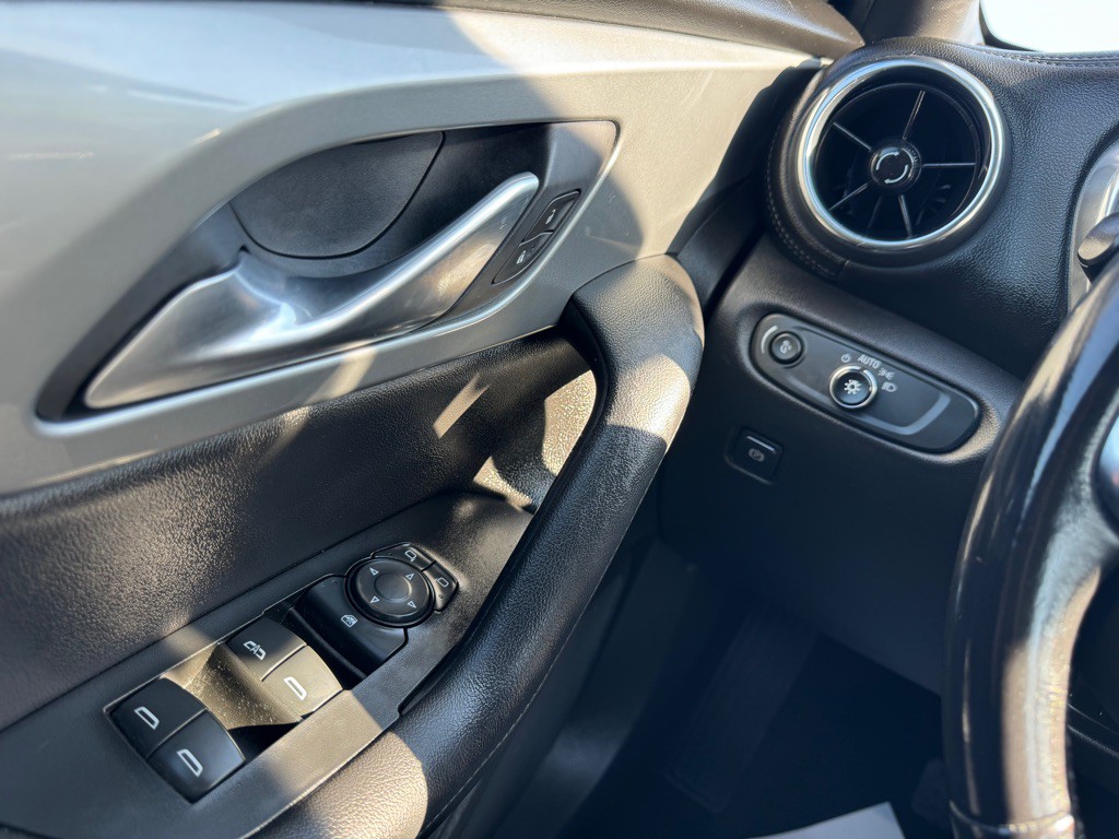 2019 Chevrolet Blazer Image 21