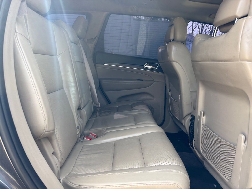 2018 Jeep Grand Cherokee Image 17