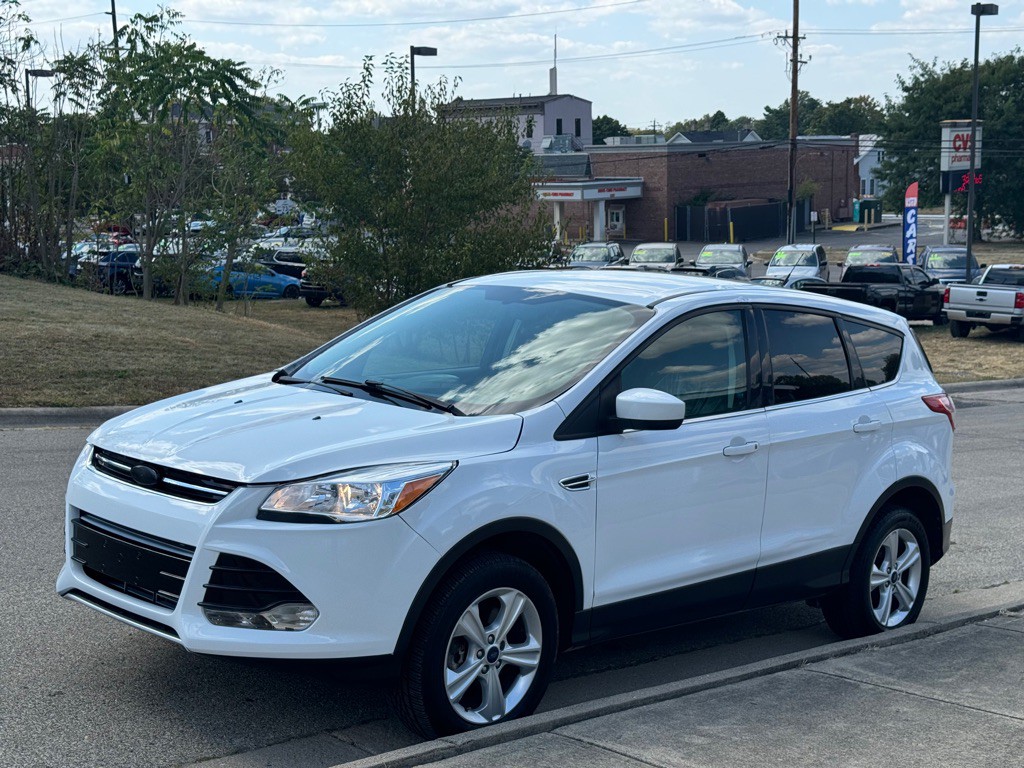 2015 Ford Escape Image 1