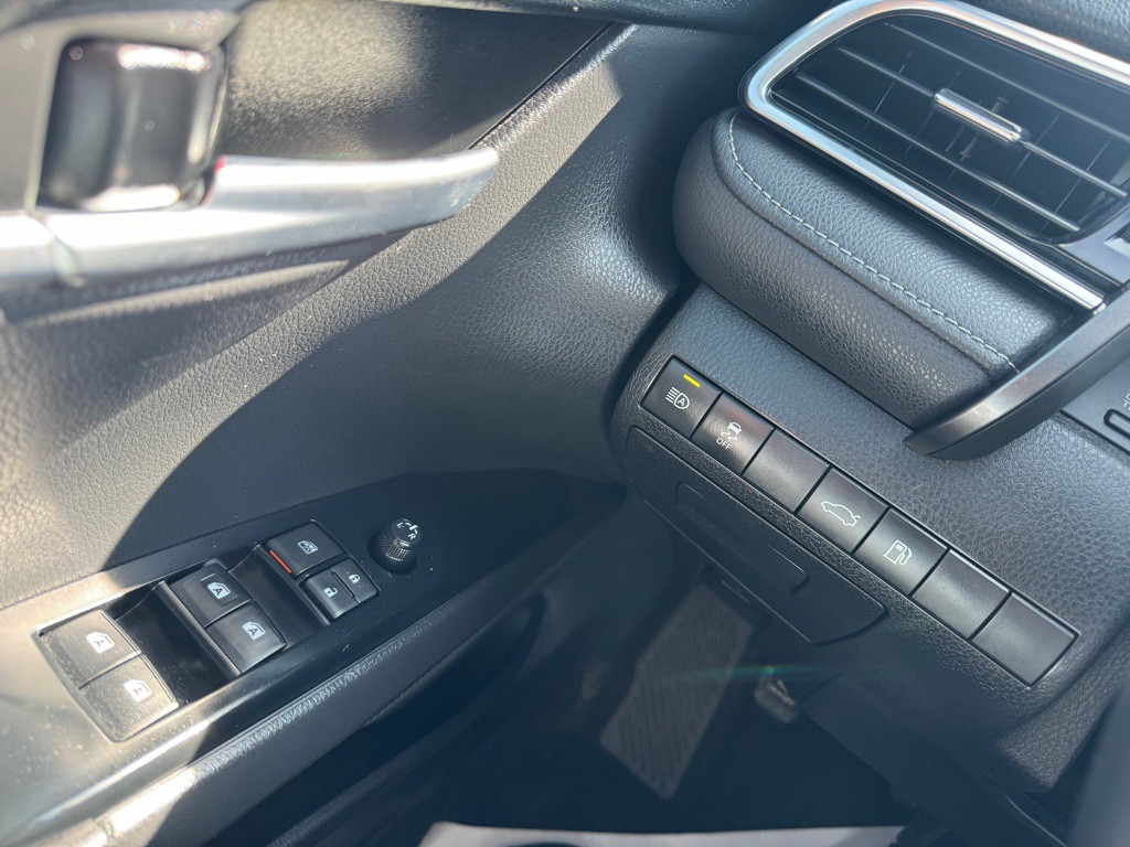 2018 Toyota Camry Image 11