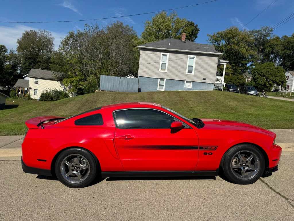2011 Ford Mustang Image 5