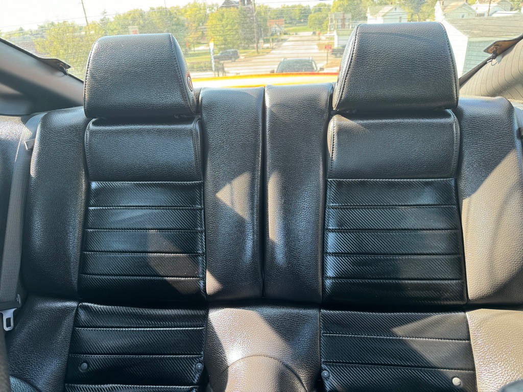 2011 Ford Mustang Image 13