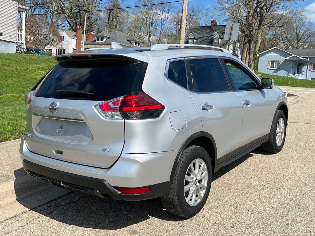 2017 Nissan Rogue Image 6