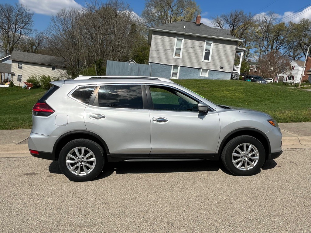 2017 Nissan Rogue Image 7
