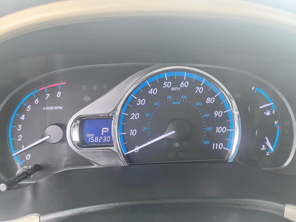 2011 Toyota Sienna Image 14