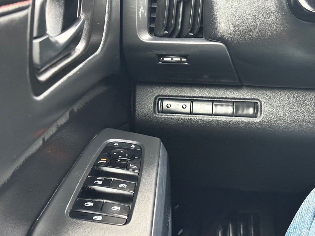 2023 Nissan Pathfinder Image 13