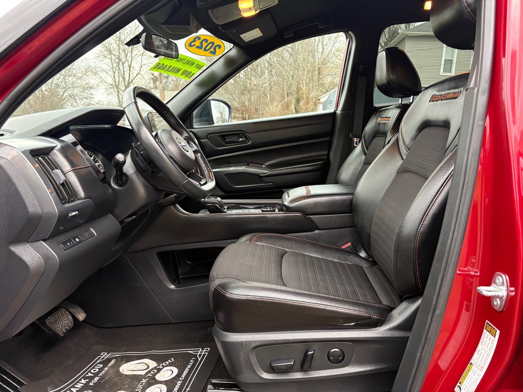 2023 Nissan Pathfinder Image 16