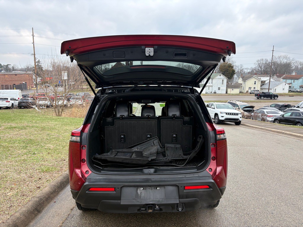 2023 Nissan Pathfinder Image 18