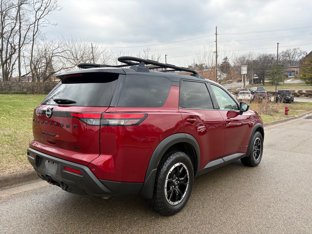 2023 Nissan Pathfinder Image 7