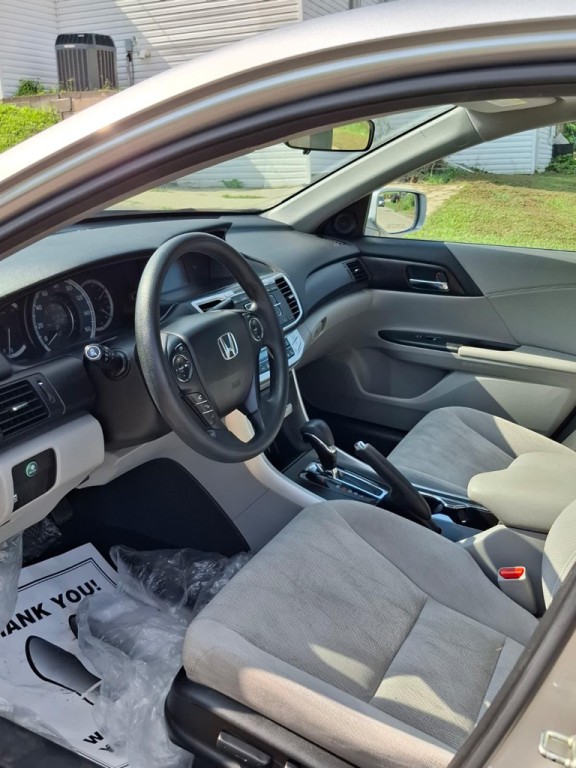 2014 Honda Accord Image 14
