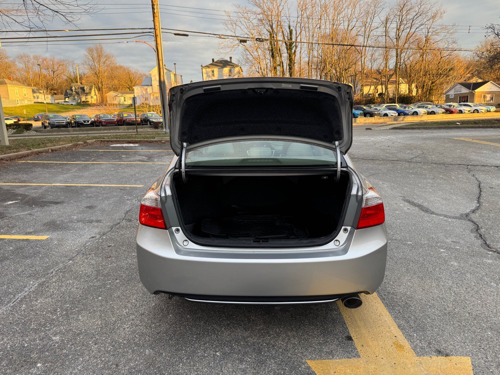 2014 Honda Accord Image 17