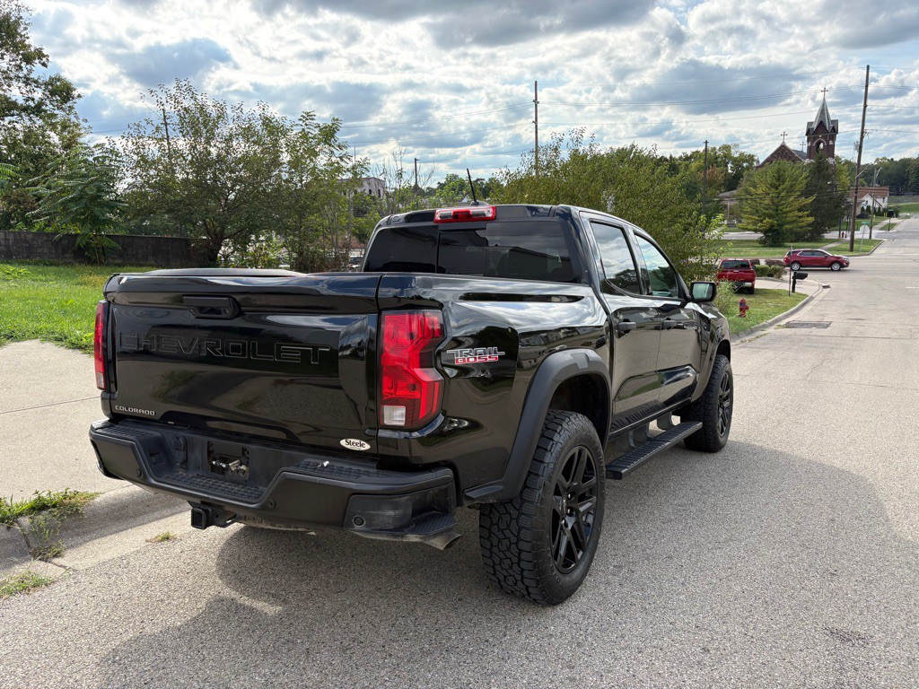 2023 Chevrolet Colorado Image 6