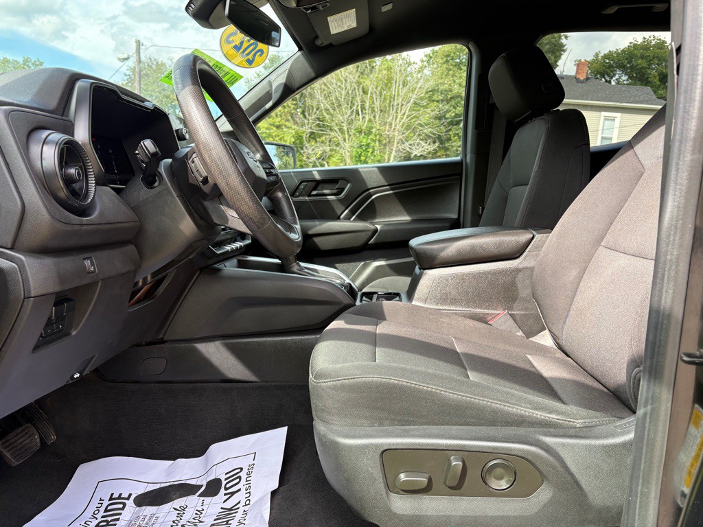 2023 Chevrolet Colorado Image 13