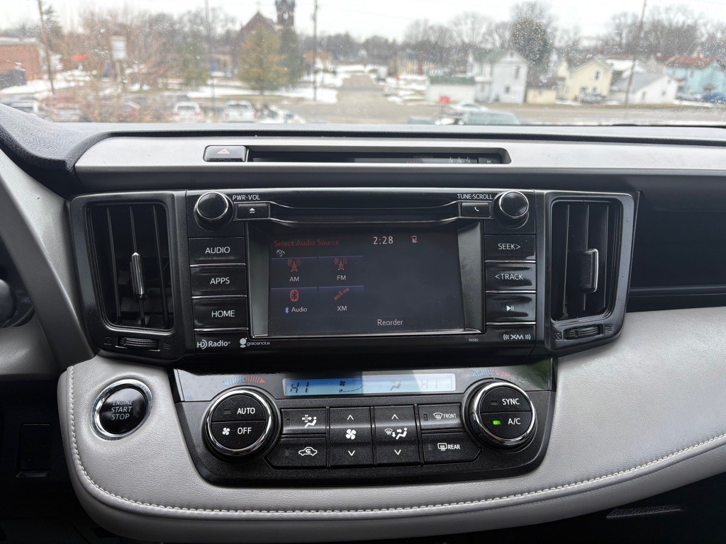 2018 Toyota Rav4 Image 10