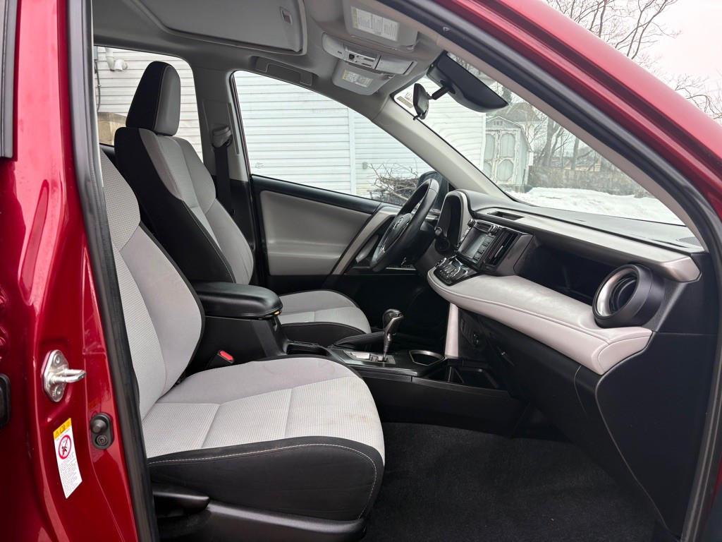 2018 Toyota Rav4 Image 15