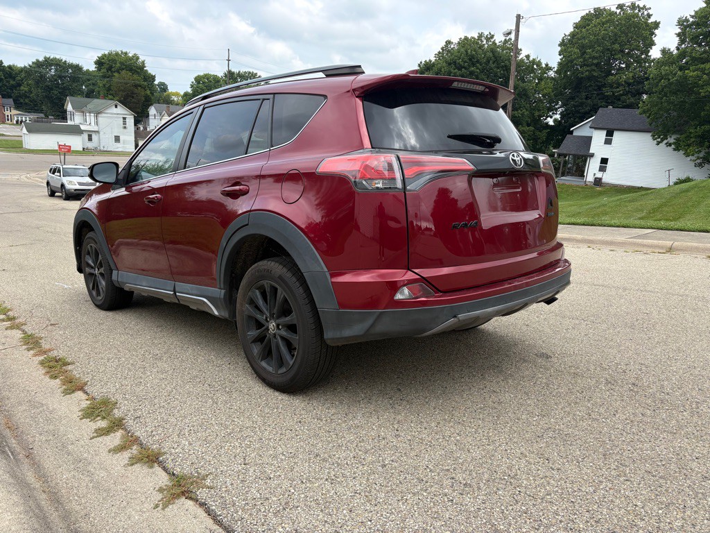 2018 Toyota Rav4 Image 4