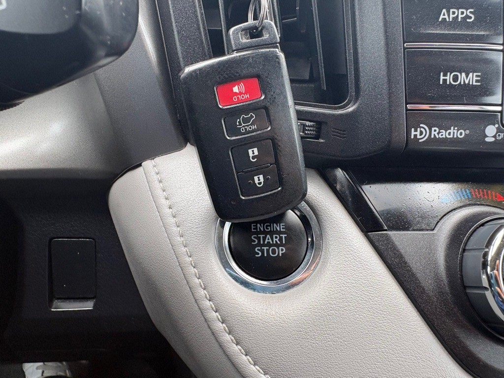 2018 Toyota Rav4 Image 14