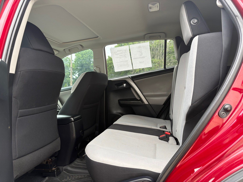 2018 Toyota Rav4 Image 17
