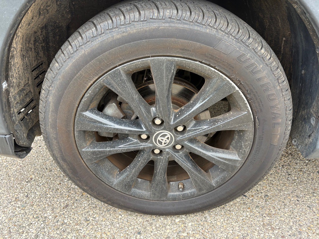 2018 Toyota Rav4 Image 21