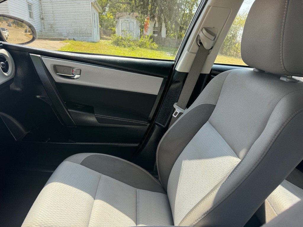 2019 Toyota Corolla Image 13