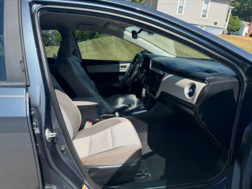 2019 Toyota Corolla Image 18