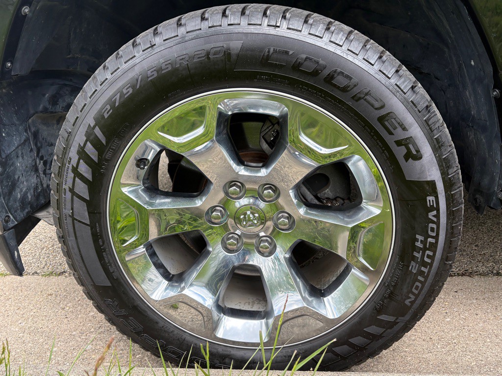 2019 RAM 1500 Image 15