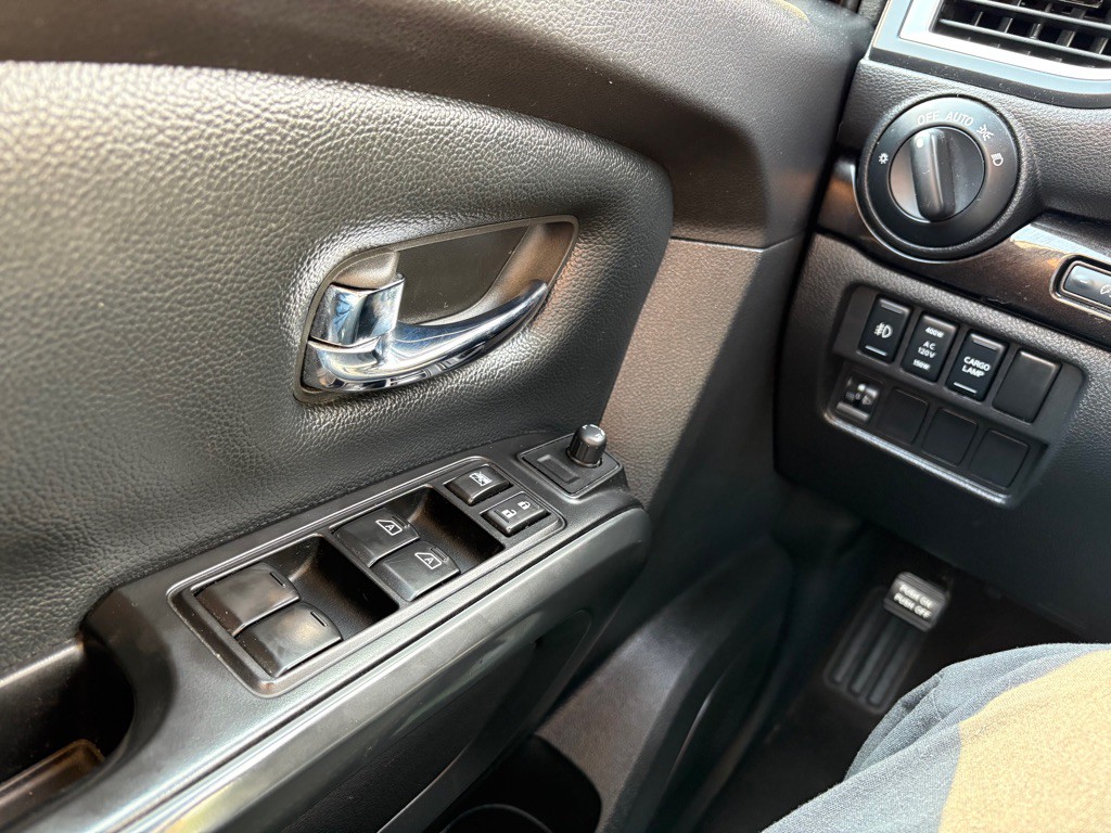 2018 Nissan Titan Image 13