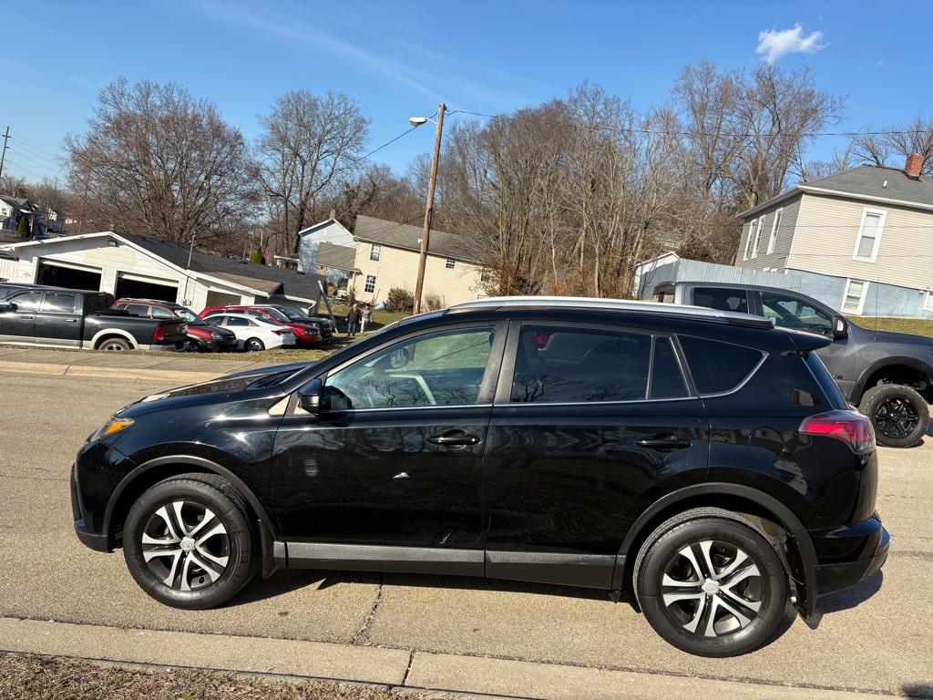 2016 Toyota Rav4 Image 3