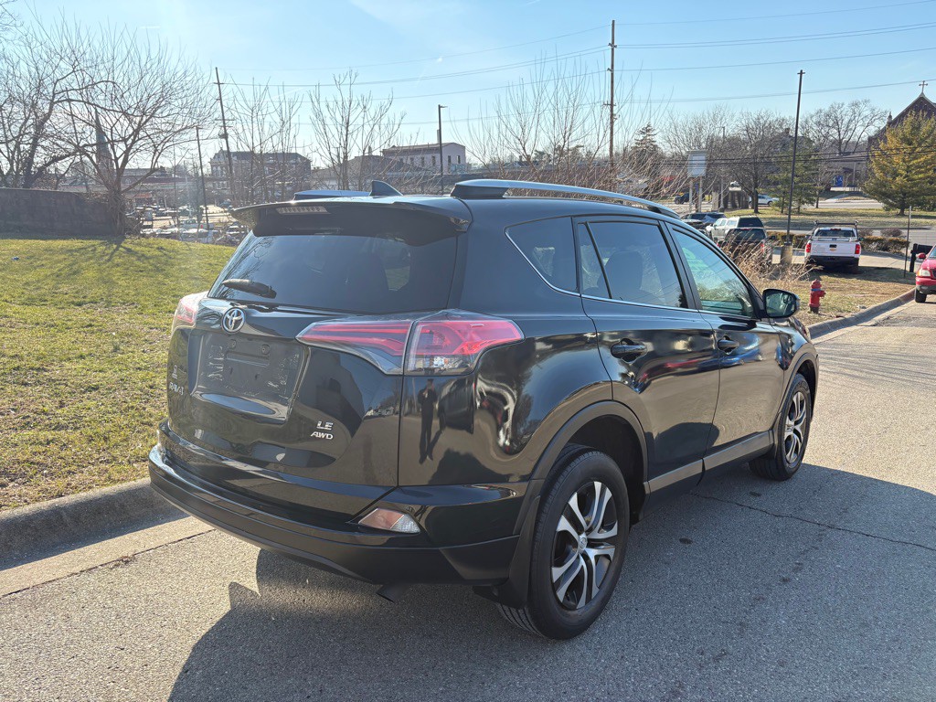 2016 Toyota Rav4 Image 6