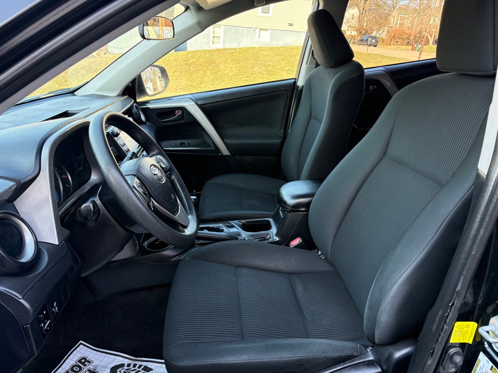 2016 Toyota Rav4 Image 14