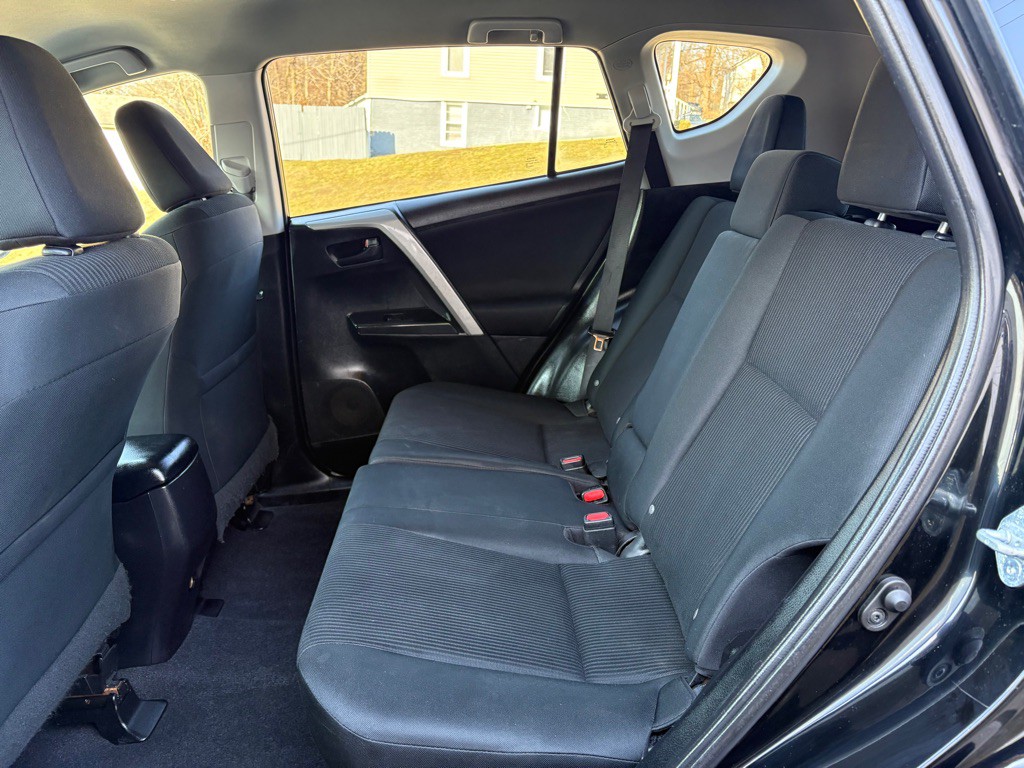 2016 Toyota Rav4 Image 16
