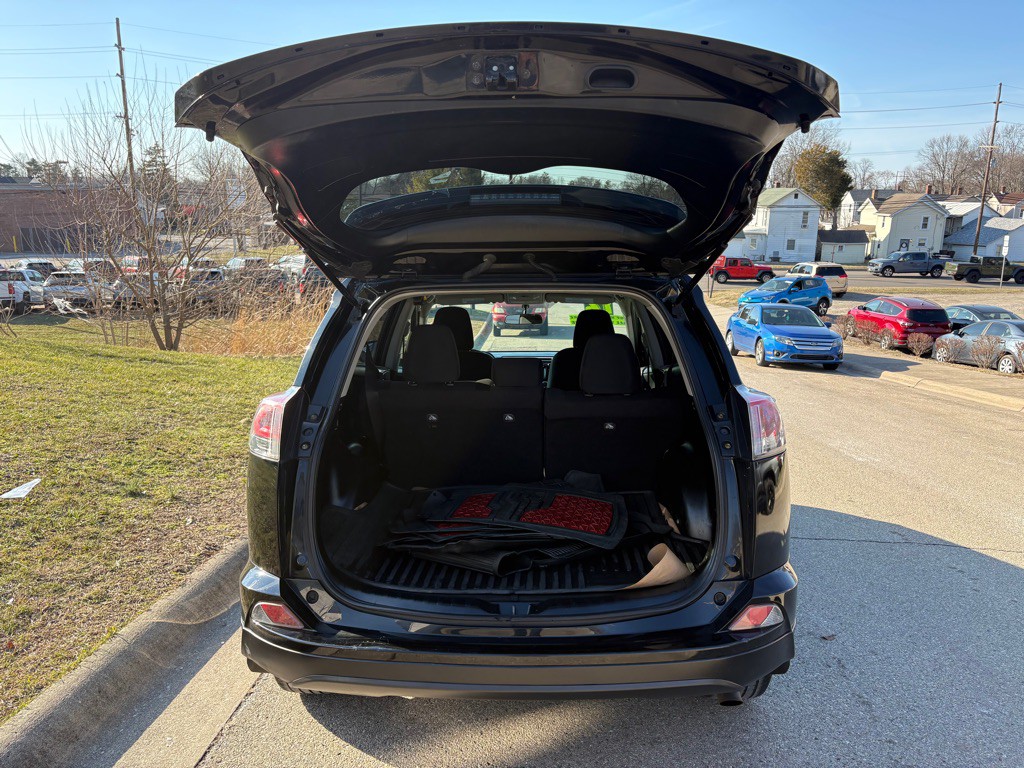 2016 Toyota Rav4 Image 18