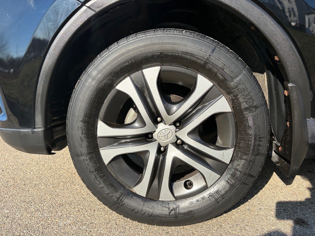 2016 Toyota Rav4 Image 20