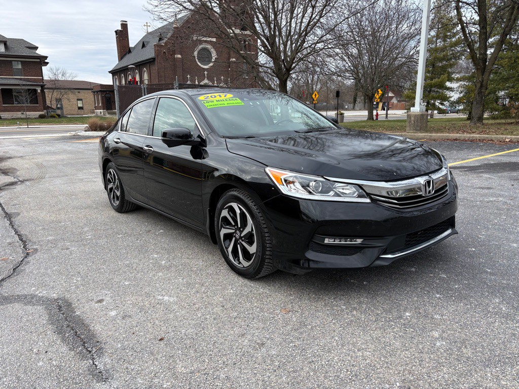 2017 Honda Accord Image 8