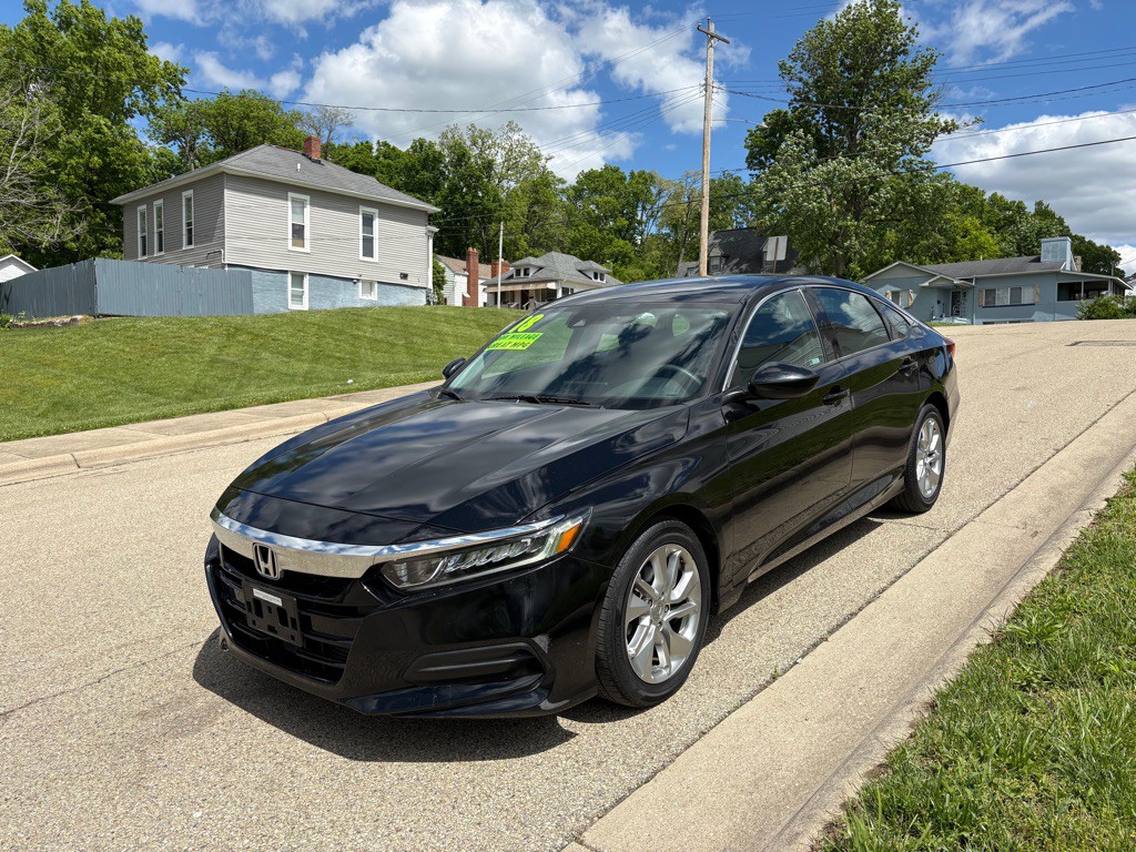 2018 Honda Accord Image 2