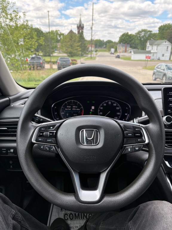 2018 Honda Accord Image 9