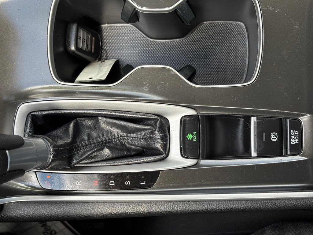 2018 Honda Accord Image 13