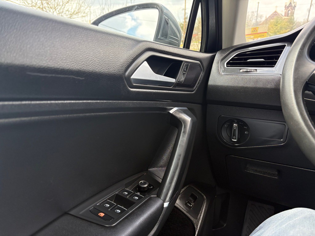 2020 Volkswagen Tiguan Image 11