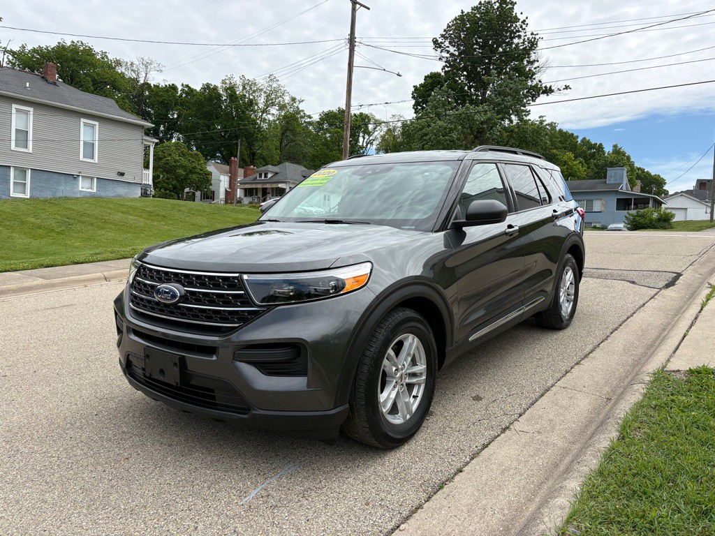 2020 Ford Explorer Image 2