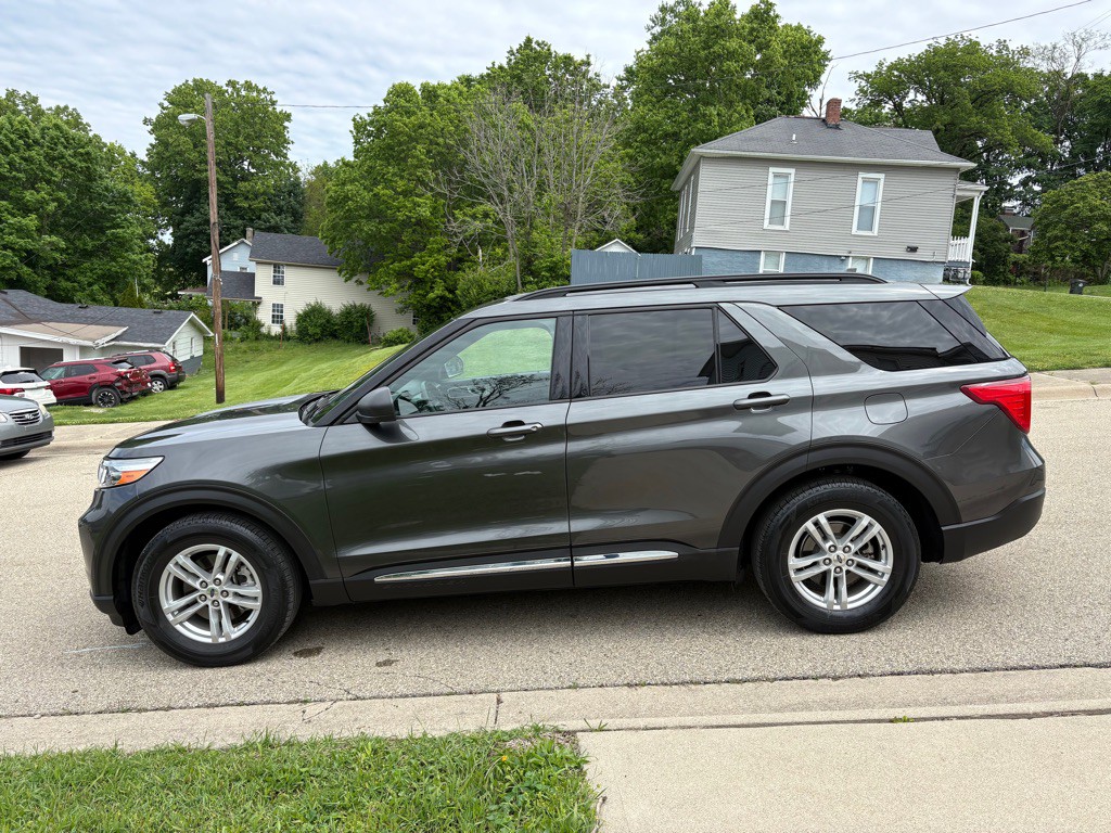 2020 Ford Explorer Image 3