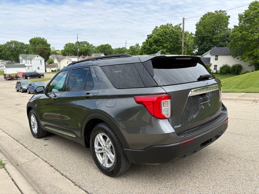 2020 Ford Explorer Image 4