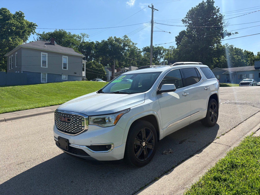 2017 GMC Acadia Image 3