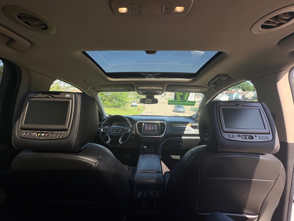 2017 GMC Acadia Image 21