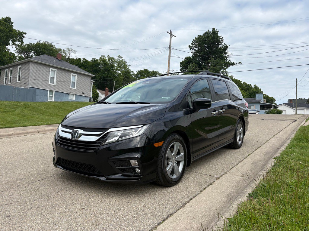 2018 Honda Odyssey Image 2
