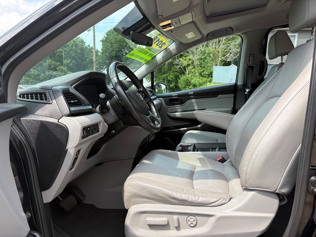 2018 Honda Odyssey Image 16