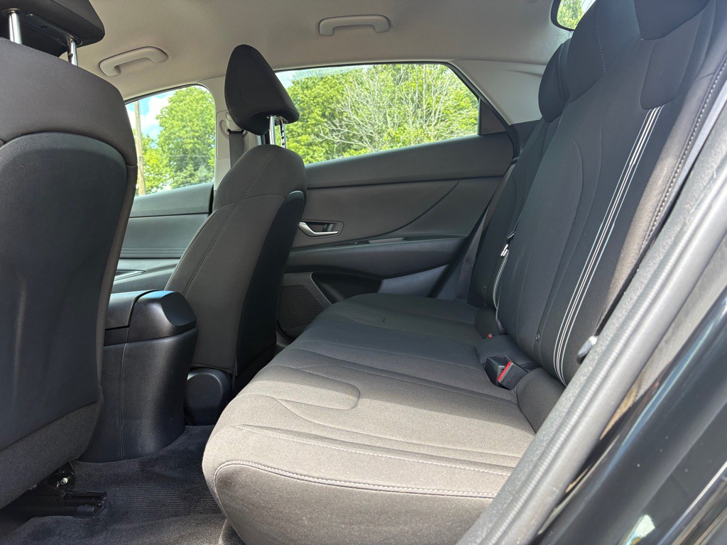 2023 Hyundai Elantra Image 15
