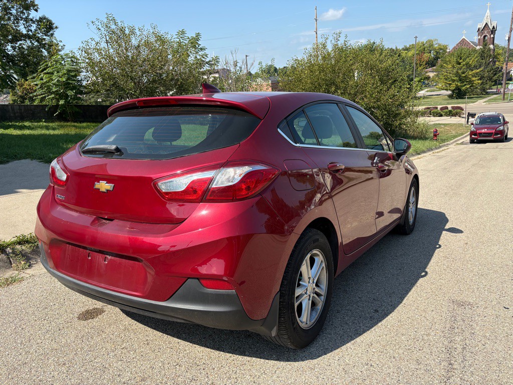 2018 Chevrolet Cruze Image 7